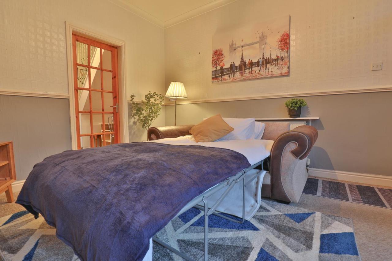 Devon St - Cozy Home, Free Easy Parking! Kingston upon Hull Bagian luar foto
