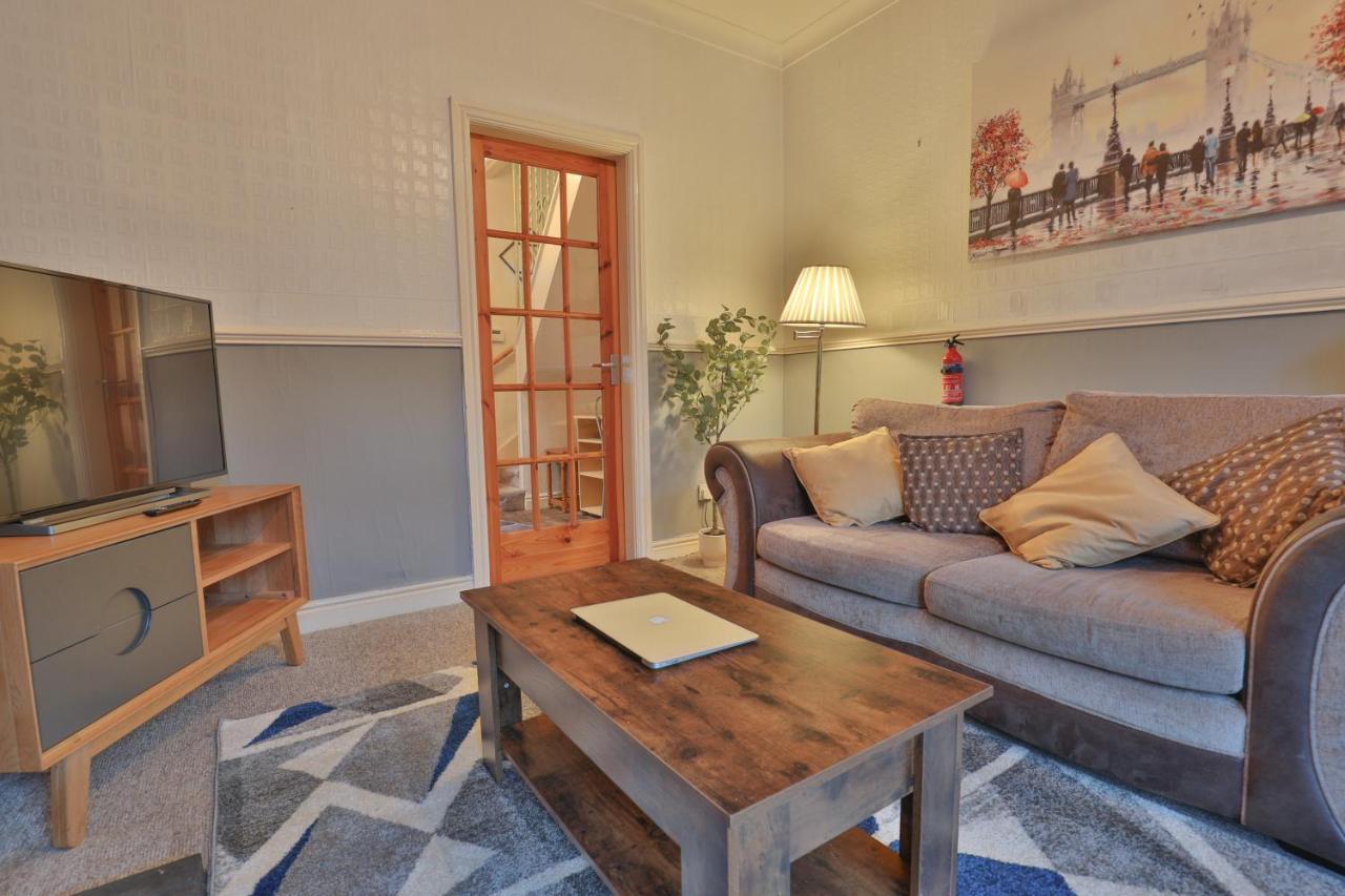 Devon St - Cozy Home, Free Easy Parking! Kingston upon Hull Bagian luar foto