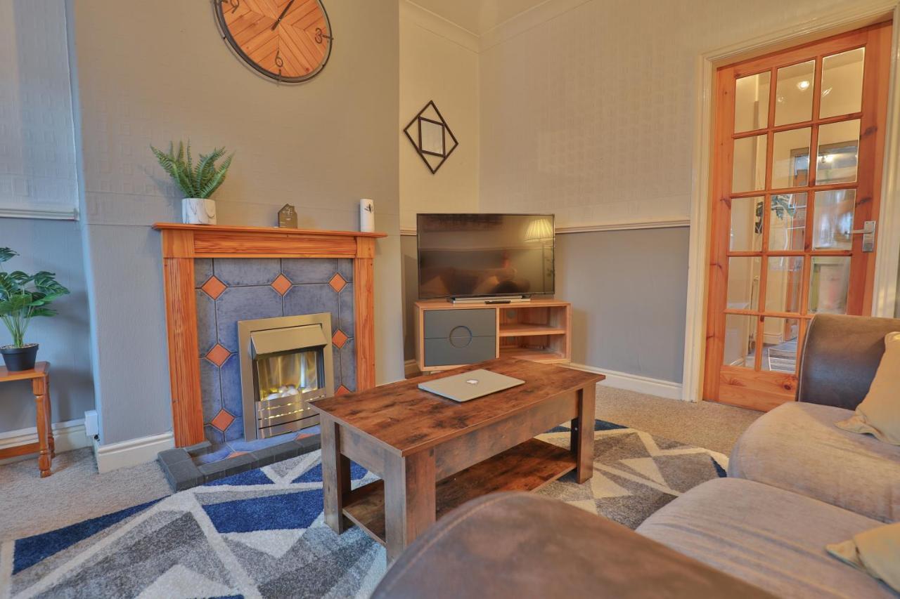 Devon St - Cozy Home, Free Easy Parking! Kingston upon Hull Bagian luar foto
