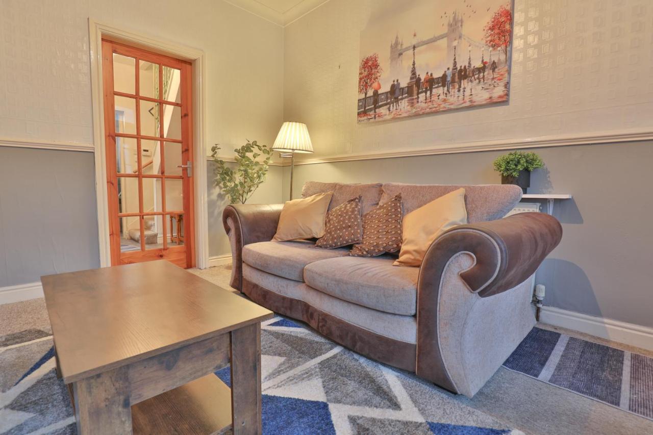 Devon St - Cozy Home, Free Easy Parking! Kingston upon Hull Bagian luar foto